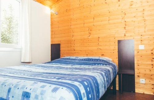 Beynat House | Holiday Home Les Hameaux de Miel by Interhome