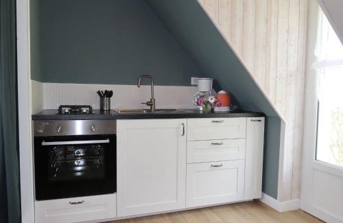 Plozevet House | Holiday Home Les Hortensias - PZV107 by Interhome