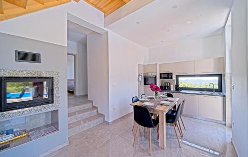 Jastrebarsko Villa | Holiday Home Lipa by Villas Guide