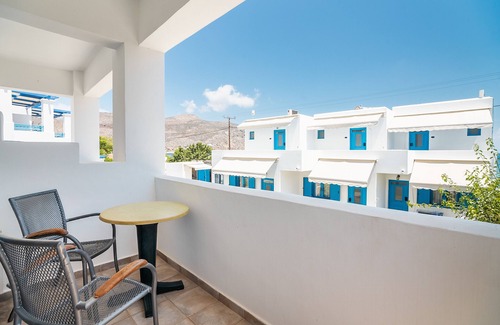 Tilos House | Holiday Home 'Livadia Beach Studio B ' with Sea View, Wi-Fi and Air Conditioning