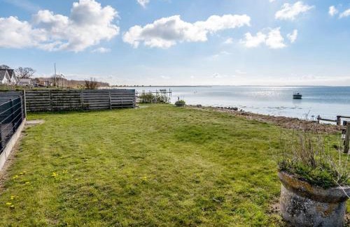 Thurø By House | Holiday Home Loella - 35m from the sea by Interhome