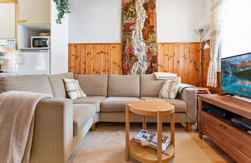 Tormanmaki House | Holiday Home Lomarivi b1 by Interhome