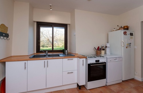 Noyal-Muzillac House | Holiday Home 'Longère 200 M2' with Private Terrace, Private Garden and Wi-Fi