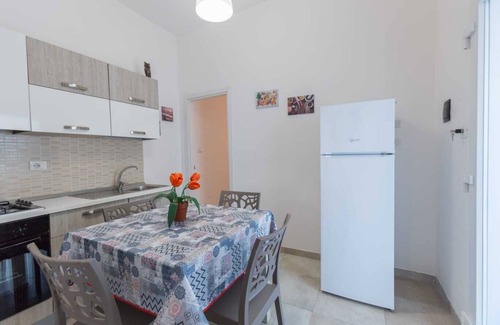 Porto Cesareo House | Holiday Home 'Luna Rossa Salento - Casa Rossa' with Sea View, Jacuzzi & Wi-Fi