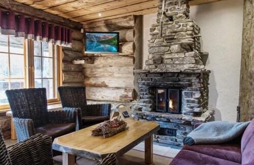 Yllasjarvi House | Holiday Home Luostakka iso