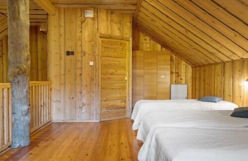 Yllasjarvi House | Holiday Home Luostakka small