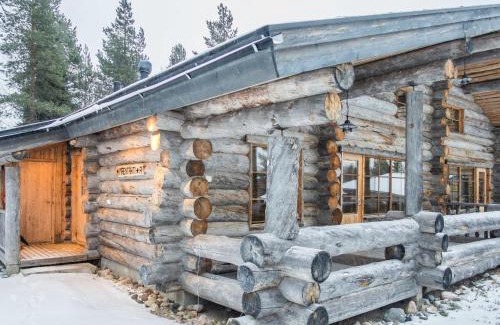 Rukatunturi House | Holiday Home Mäentähti a by Interhome