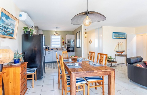 Jard-sur-Mer House | Holiday Home 'Maison Salorge' with Private Pool, Wi-Fi and Air Conditioning