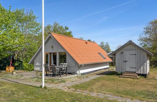 Frølunde Fed House | Holiday Home Marita - 225m from the sea by Interhome