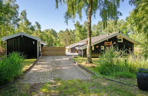 Læsø House | Holiday Home Mika - 1km from the sea by Interhome