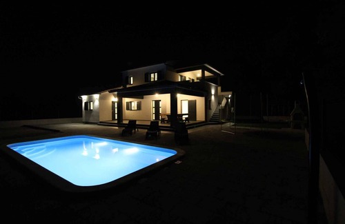 Marceljani House | Holiday home mit Pool und Klimaanlage