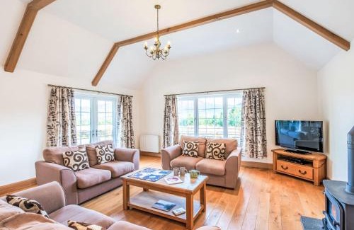 Loch Ness House | Holiday Home Mountain View Lodge by Interhome