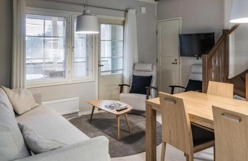 Vuokatti House | Holiday Home Mustikka by Interhome