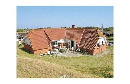 Rindby Strand House | Holiday Home Norges Fjelde Fanø V