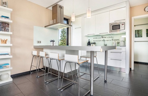 Ueckermuende House | Holiday Home 'Nova Ferienhaus, 50qm' with Private Terrace, Private Garden and Wi-Fi