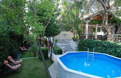 Becici House | Holiday Home Olive Tree