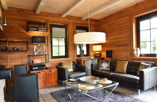 Miszewko House | Holiday home only 50 m from the lake in Kielno
