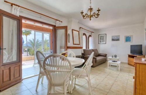 Empedrola House | Holiday Home Peeters by Interhome