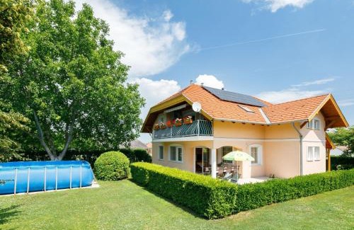 Koroshegy House | Holiday Home Pentaller by Interhome