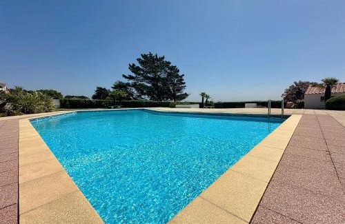 Pornic House | Holiday Home Plein Océan-1 by Interhome