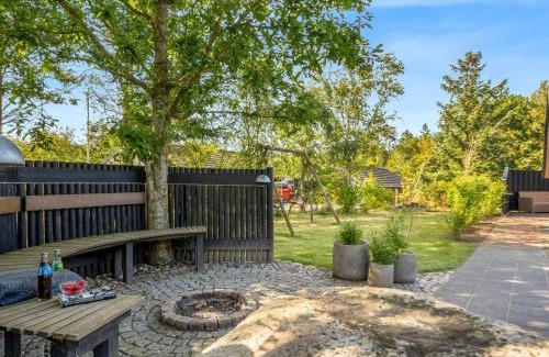 Saltum House | Holiday Home Roska - 1-3km from the sea by Interhome