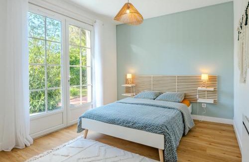 Mimizan House | Holiday Home Saint Hubert by Interhome