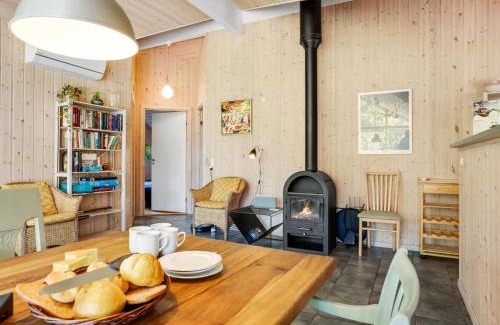 Kramnitse House | Holiday Home Silke - 600m from the sea by Interhome