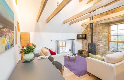 Balerno House | Holiday Home The Hayloft by Interhome