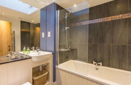 Balerno House | Holiday Home The Hayloft by Interhome