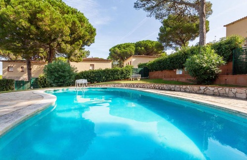 Pals House | Holiday Home Torre Mora-1 by Interhome