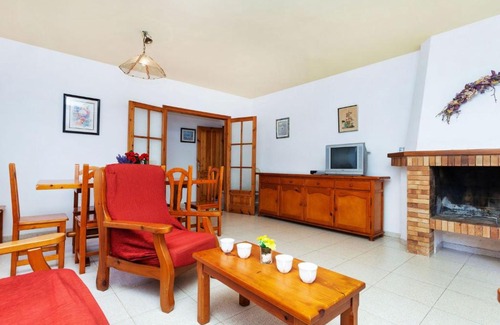 Pals House | Holiday Home Torre Mora-1 by Interhome