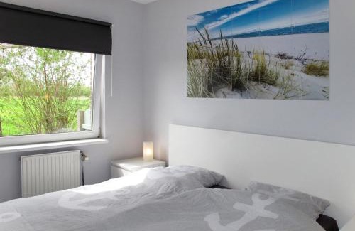 Tossens House | Holiday Home Tossens-8 by Interhome