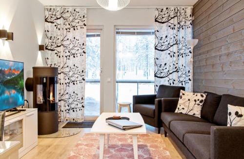 Sirkka House | Holiday Home Tunturinlaita c3 by Interhome