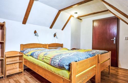 Jesenny House | Holiday Home U Pekařů by Interhome