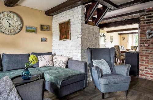 Smrzovka House | Holiday Home U sjezdovky by Interhome