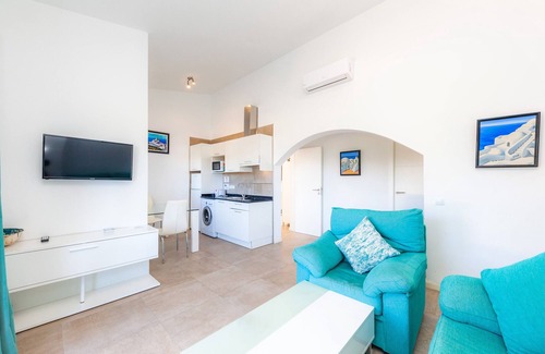 Mal Pas-Bon Aire House | Holiday Home 'Villa Trevol' with Sea View, Wi-Fi and Air Conditioning