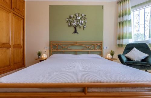 L'Ametlla de Mar House | Holiday Home Villa Luz del Sol by Interhome