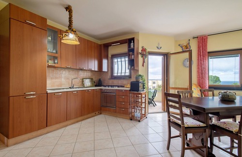 Lu Bagnu House | Holiday Home "Villa Pitti" with Sea View, Terraces & Wi-Fi
