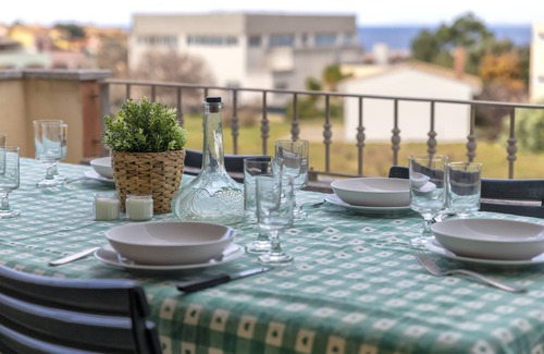 Lu Bagnu House | Holiday Home "Villa Pitti" with Sea View, Terraces & Wi-Fi