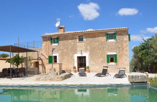 Son Macia Villa | Holiday Home Villa Son Vell with Mountain View, Pool & Wi-Fi