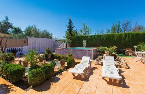 Niguelas House | Holiday Home Villa Verde by Interhome