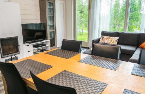 Aikkila House | Holiday Home Villa vuosseli a 1 by Interhome