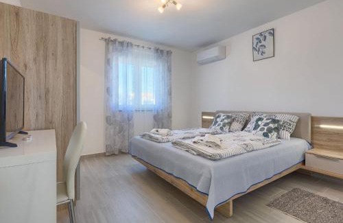 Nova Vas House | Holiday Home Villa Zirdum by Interhome