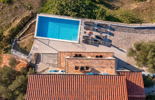 Rab Town House | Holiday home with pool and air conditioning