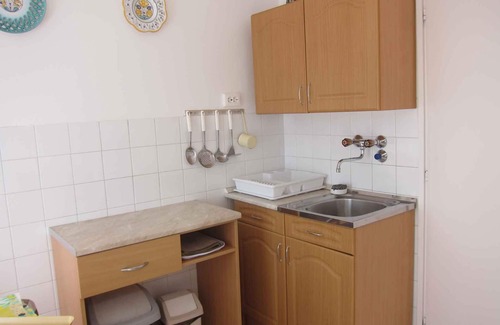 Keszthely House | Holiday home with barbecue, garden pavilion and children's swing