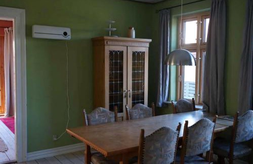 Grenaa House | Holiday Home With Billiards, Garden, Great Spot
