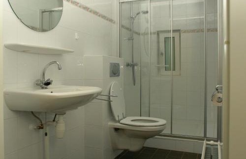 Westerbork House | Holiday Home with dishwasher, 20 km from Assen