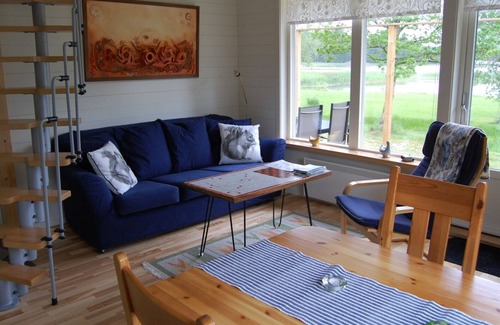 Vegby House | Holiday home with exclusive location in its own bay in the lake Åsunden