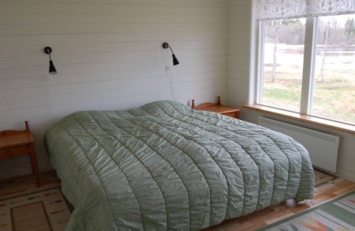 Vegby House | Holiday home with exclusive location in its own bay in the lake Åsunden