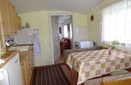 Frydlant House | Holiday home with large garden and outdoor pool